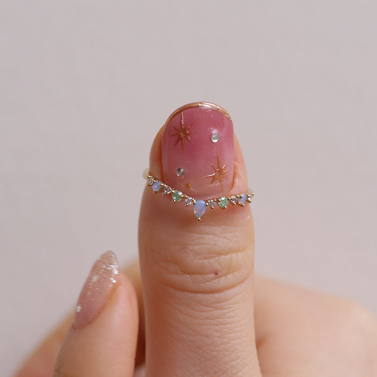 V-Curve Gemstone Ring-2