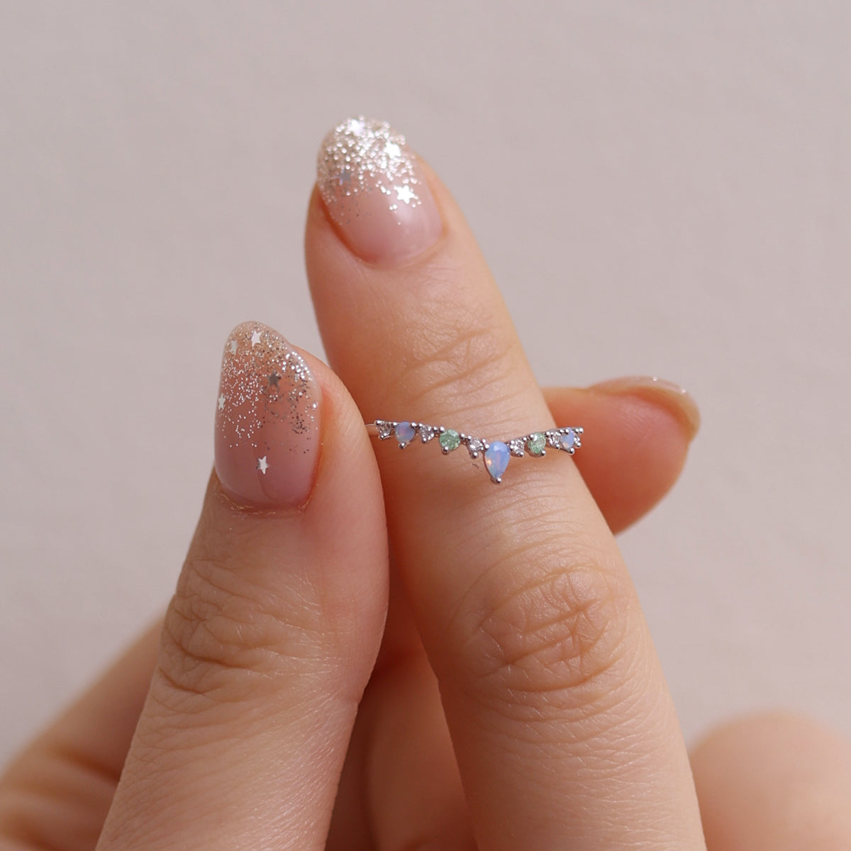 V-Curve Gemstone Ring-4
