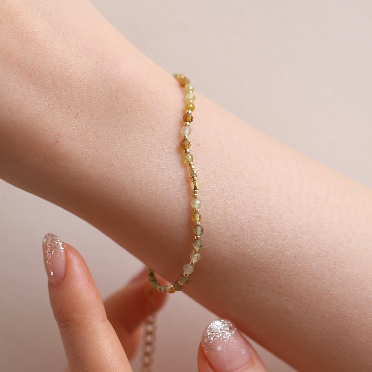 Peridot beaded bracelet-1